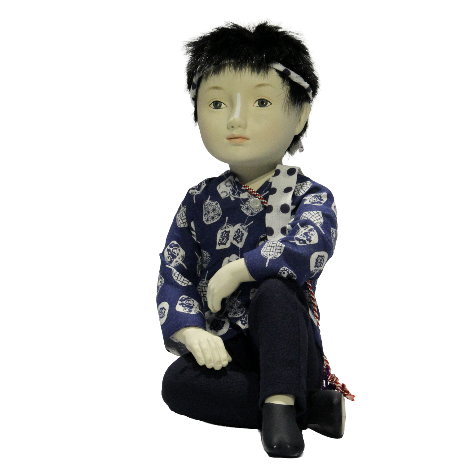 Niño sentado