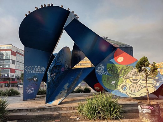 Escultura de la Mariposa, registro 02 de 5