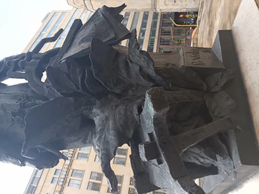 Escultura Manuel Murillo Toro, registro 05 de 6